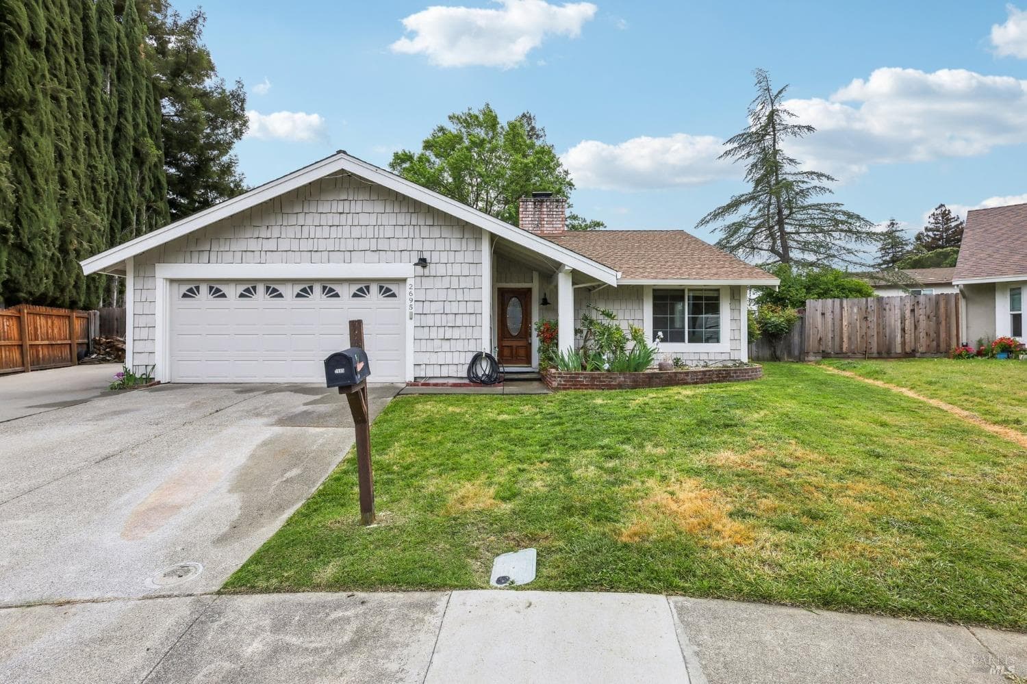 2695 Vista Linda Ct