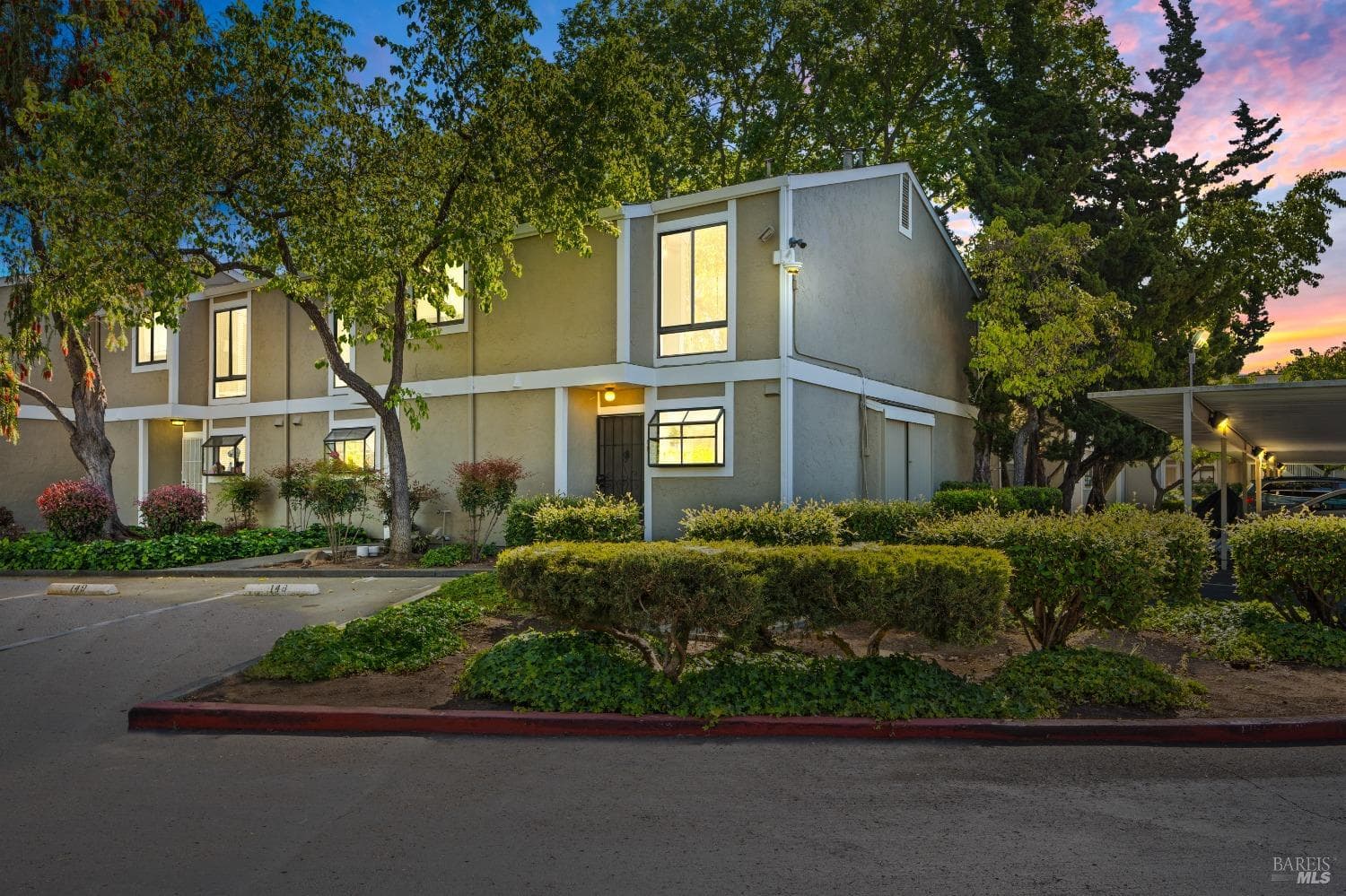 900 Southampton Rd #160