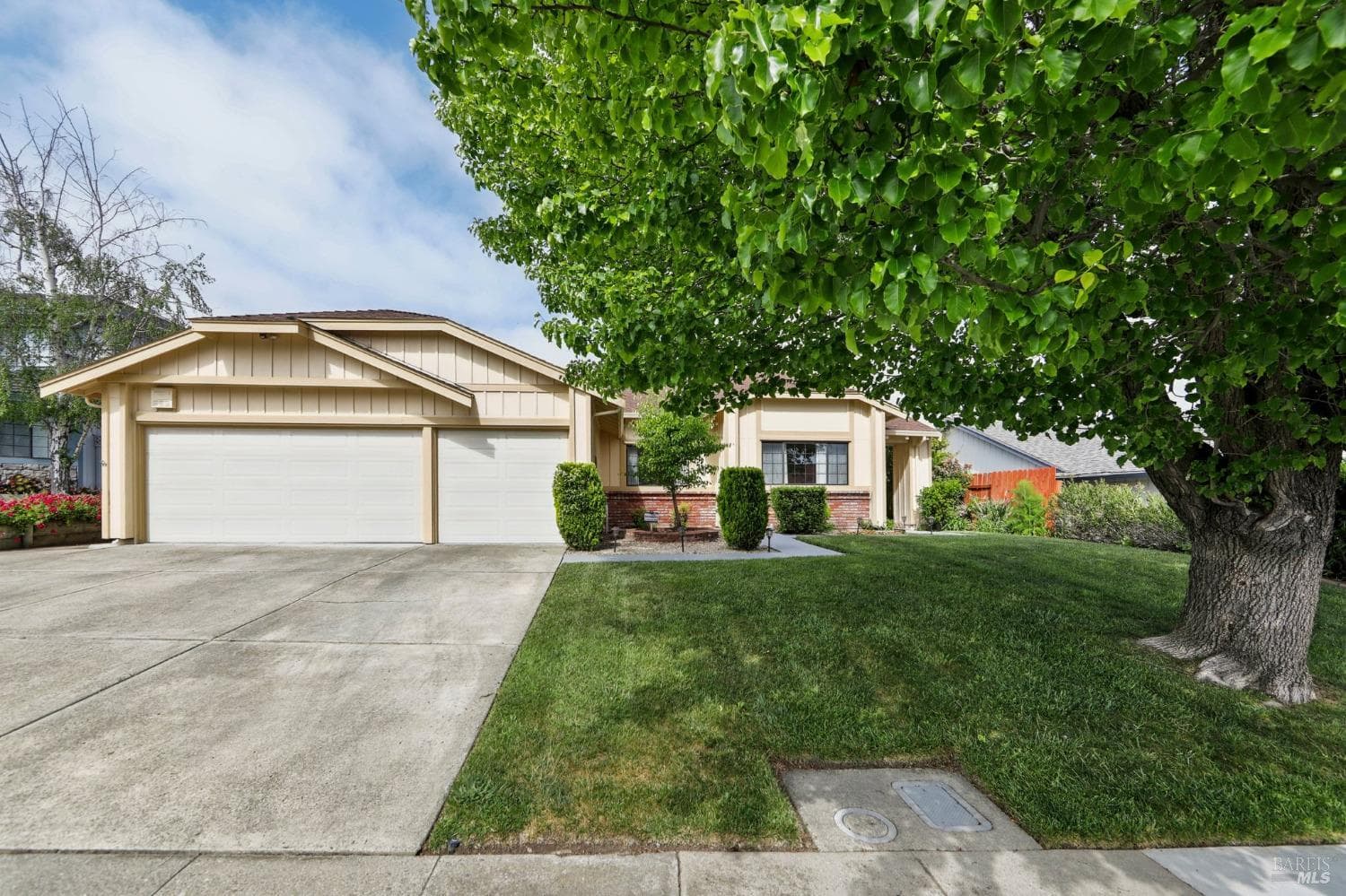 151 Doncaster Dr