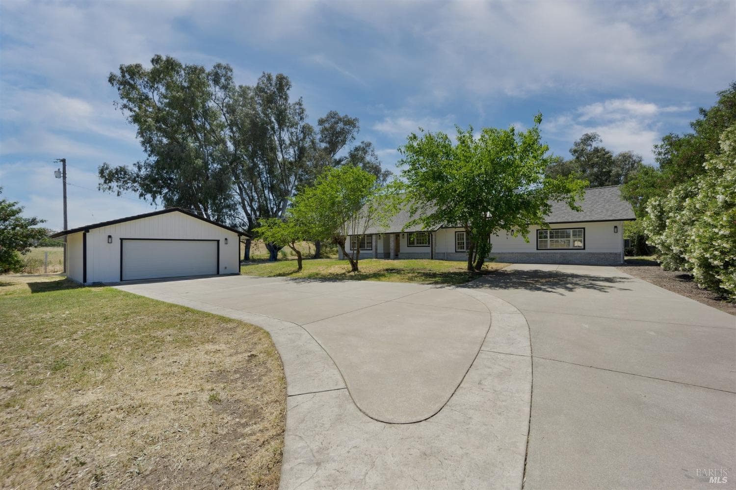 7511 Paddon Rd