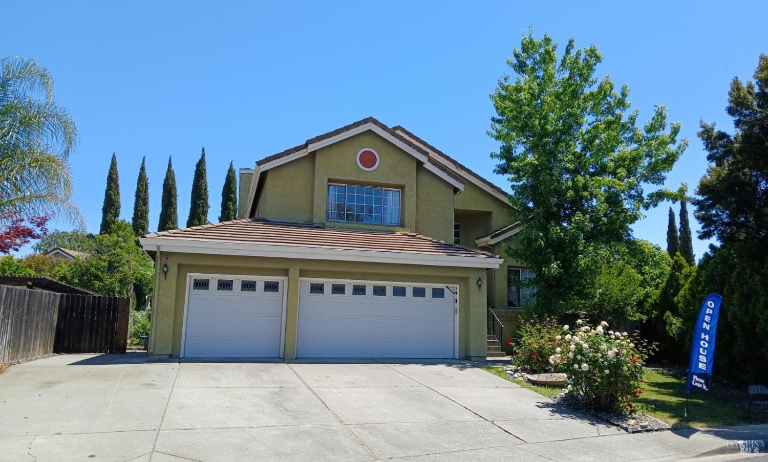 2998 Burl Ct