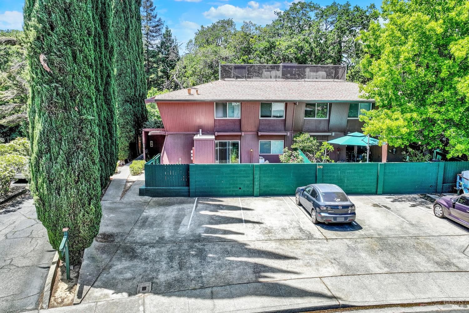 970 El Camino Ave #3