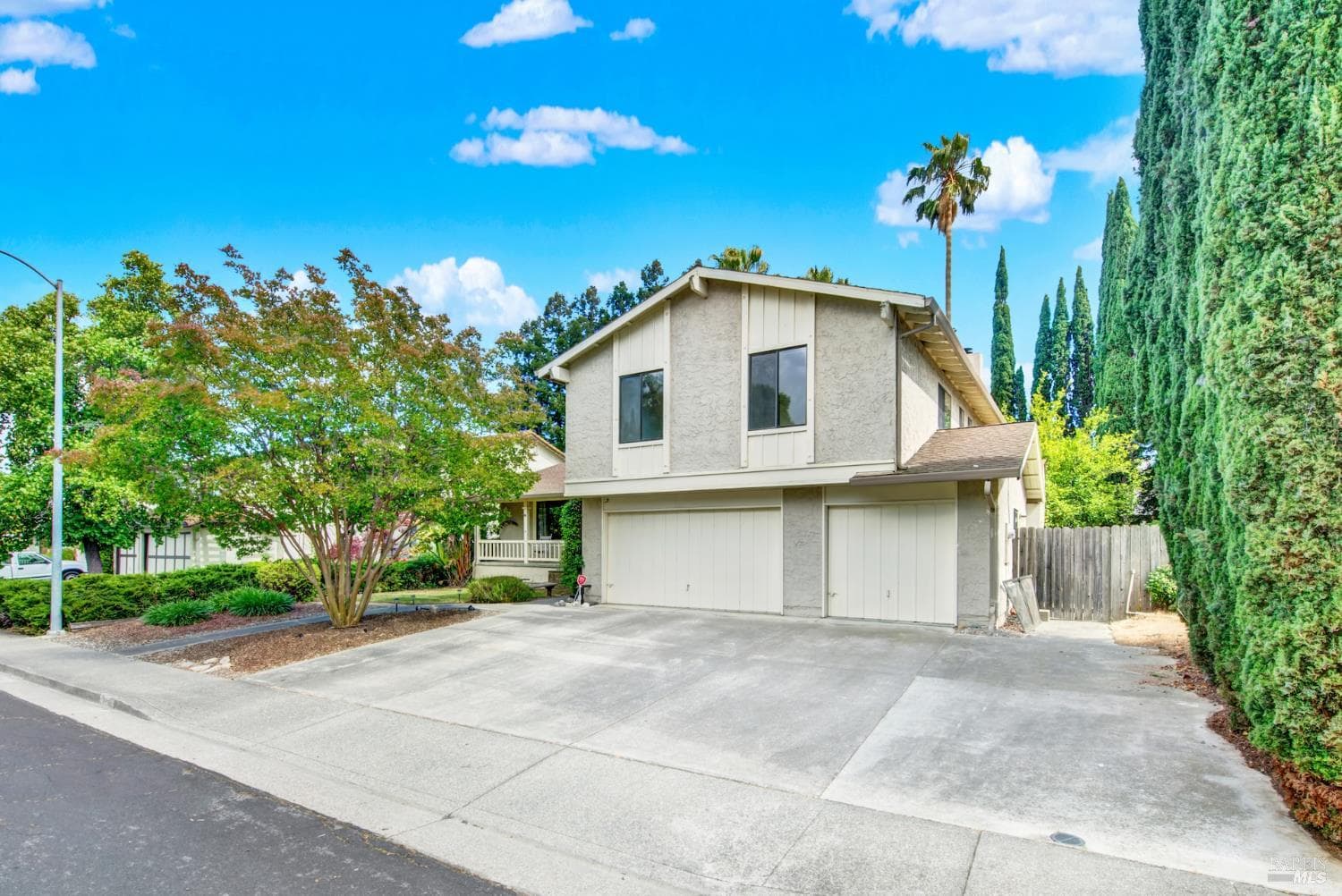 3265 Arroyo Dr