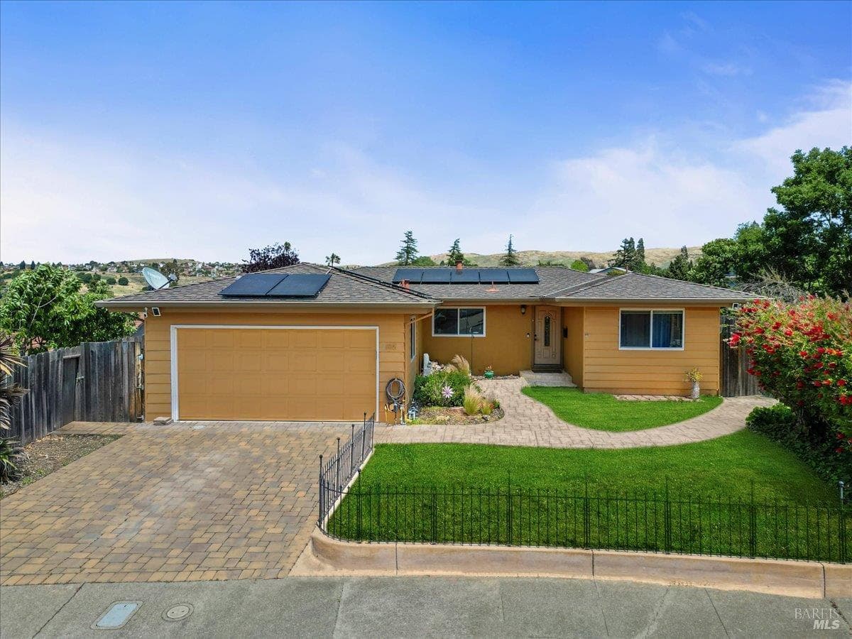 112 Aragon Ct