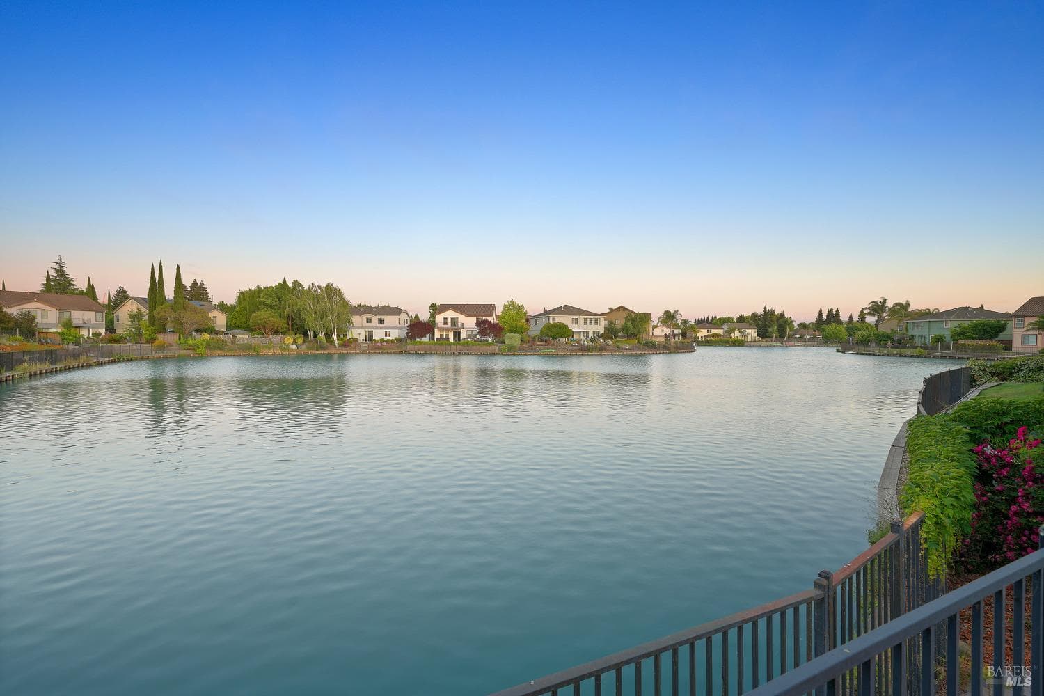 712 Tahoe Ct