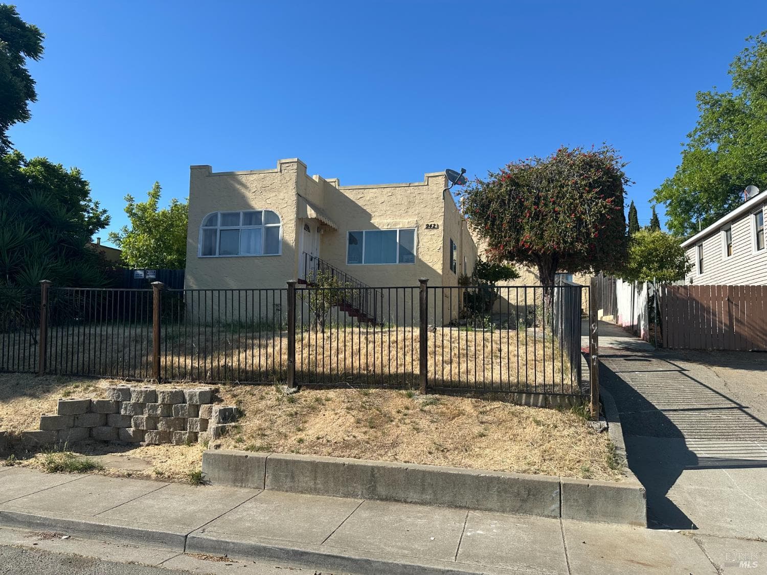 942 BENICIA Rd