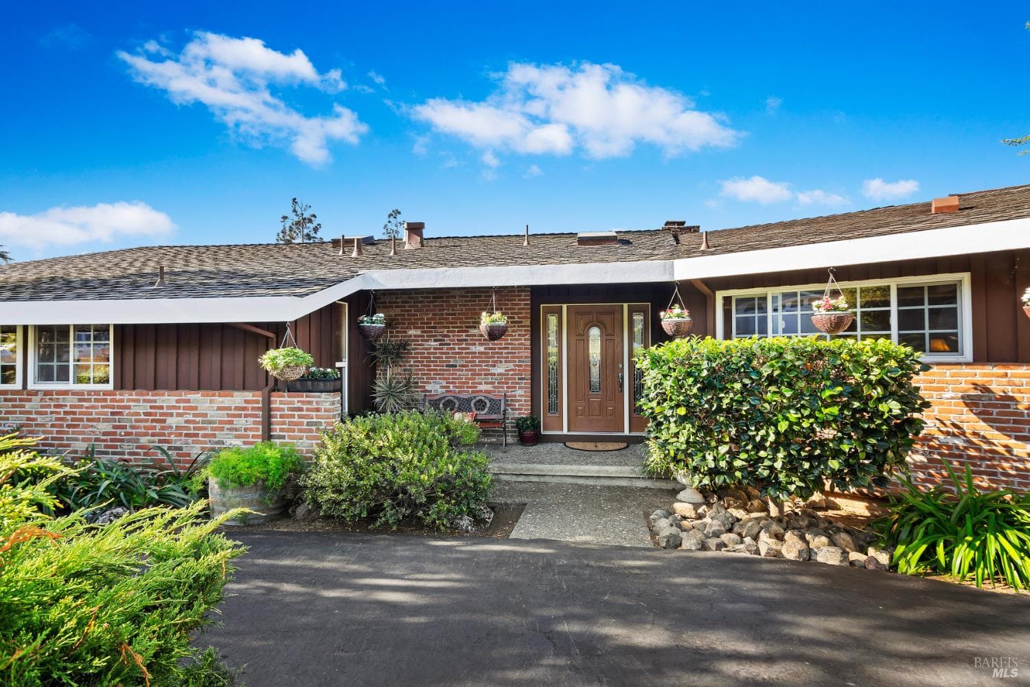 117 Farallon Dr